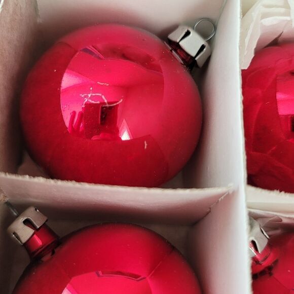 Vintage Ornaments Santa Land 18 Red Glass Ornaments #0363 - Picture 12 of 13